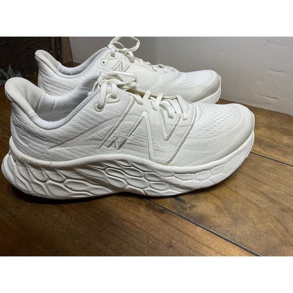 New Balance Fresh Foam X V4 12.5 2E Wide Beige Ivory Men Running MMORWS4-2E - Picture 5 of 11